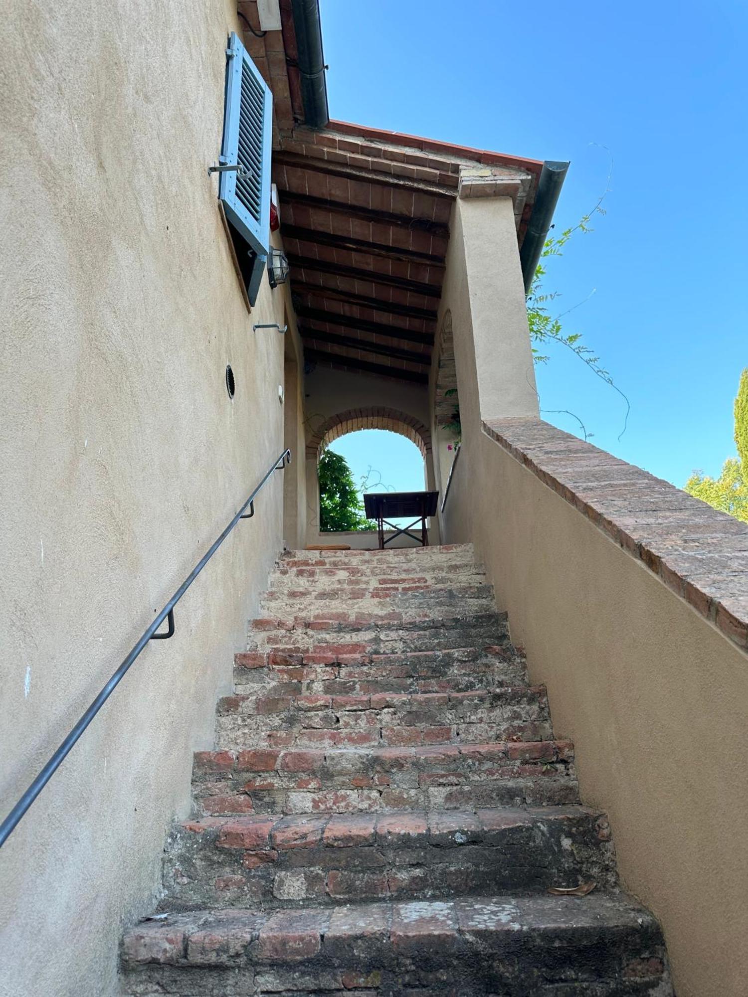 Borgo Tignano Lägenhet Casole dʼElsa Exteriör bild