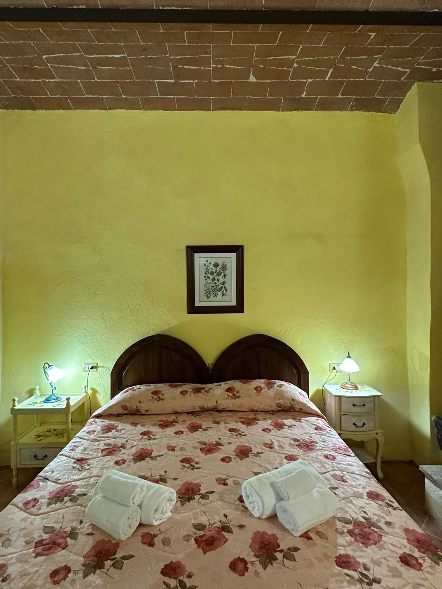 Borgo Tignano Lägenhet Casole dʼElsa Exteriör bild