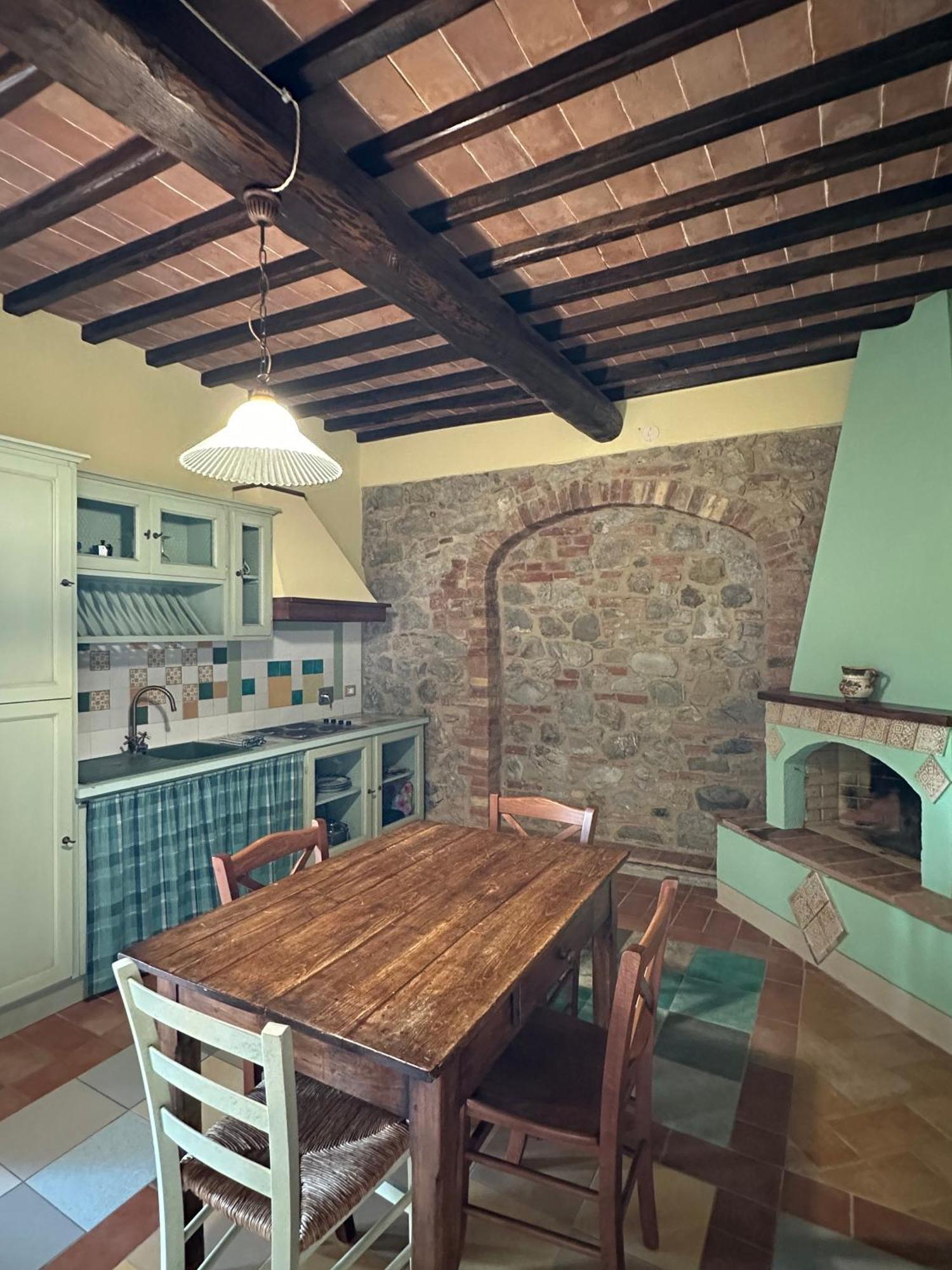 Borgo Tignano Lägenhet Casole dʼElsa Exteriör bild