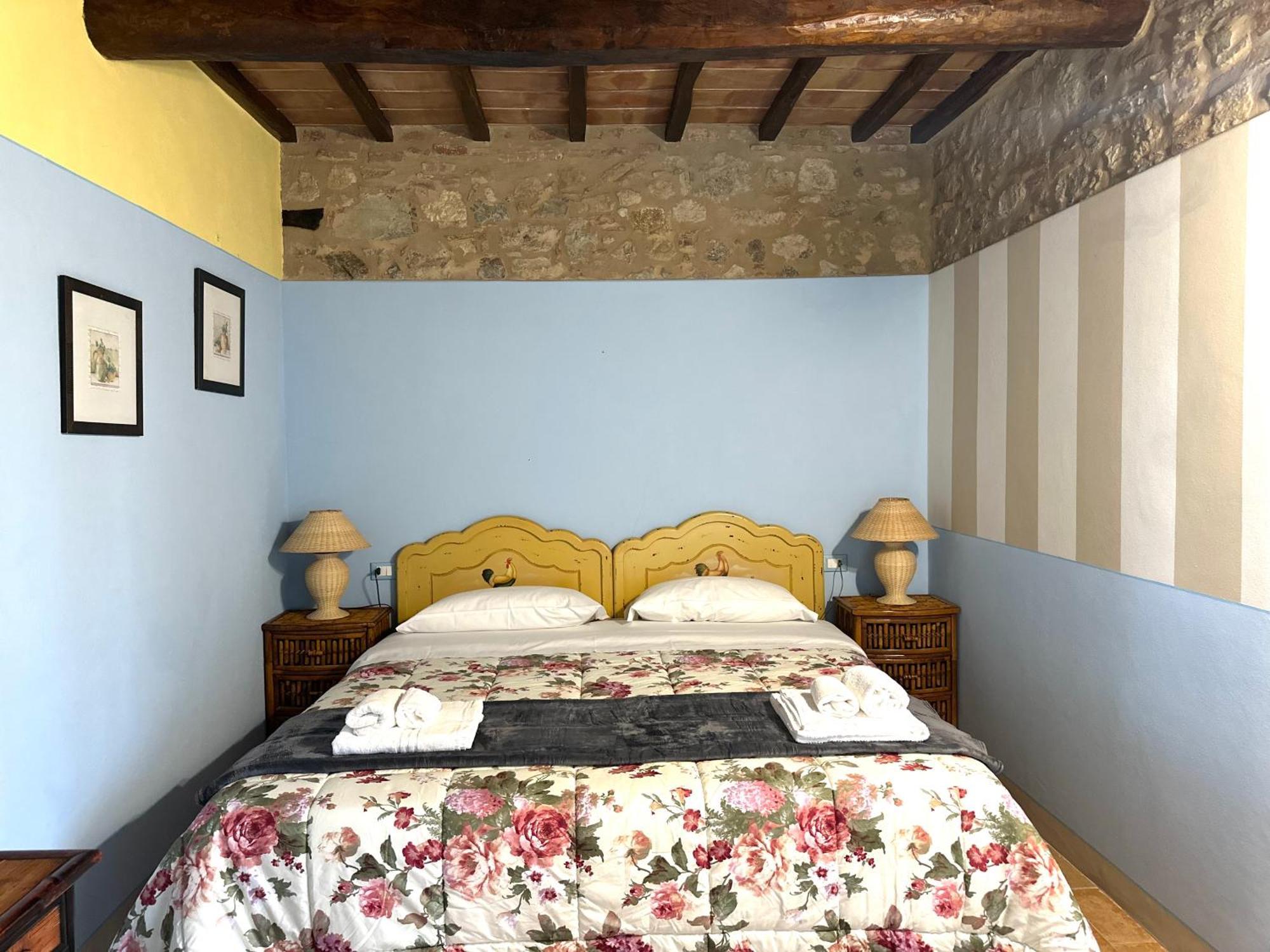 Borgo Tignano Lägenhet Casole dʼElsa Exteriör bild