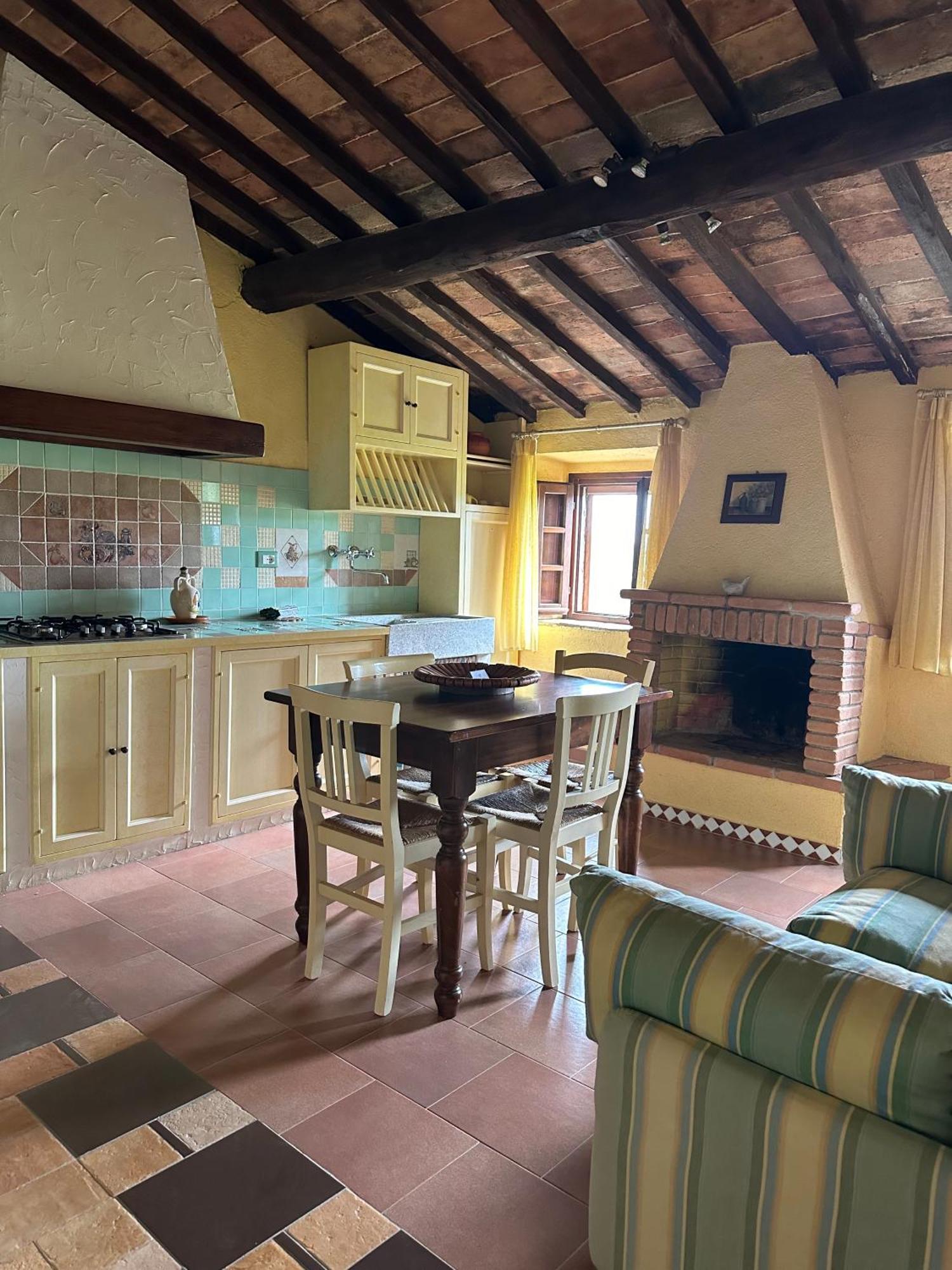 Borgo Tignano Lägenhet Casole dʼElsa Exteriör bild