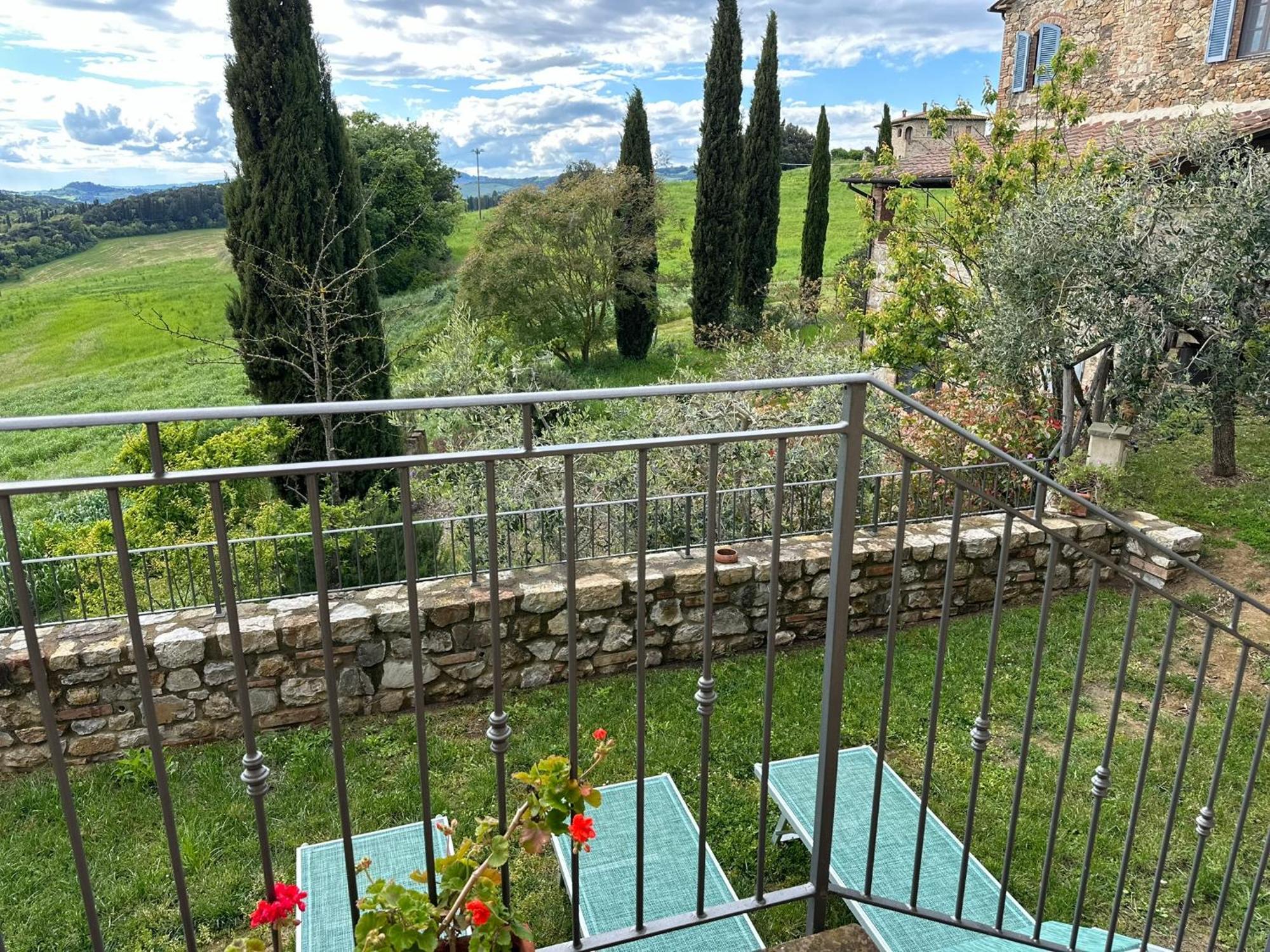 Borgo Tignano Lägenhet Casole dʼElsa Exteriör bild