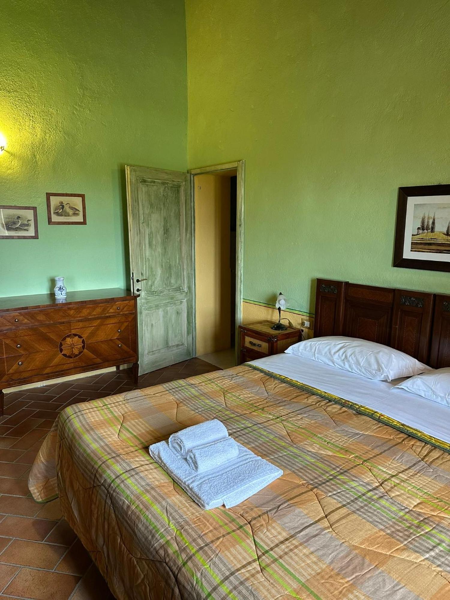 Borgo Tignano Lägenhet Casole dʼElsa Exteriör bild